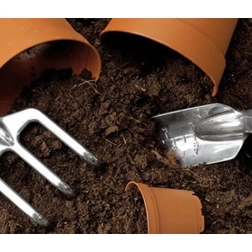 Ültetőközeg, tápanyag