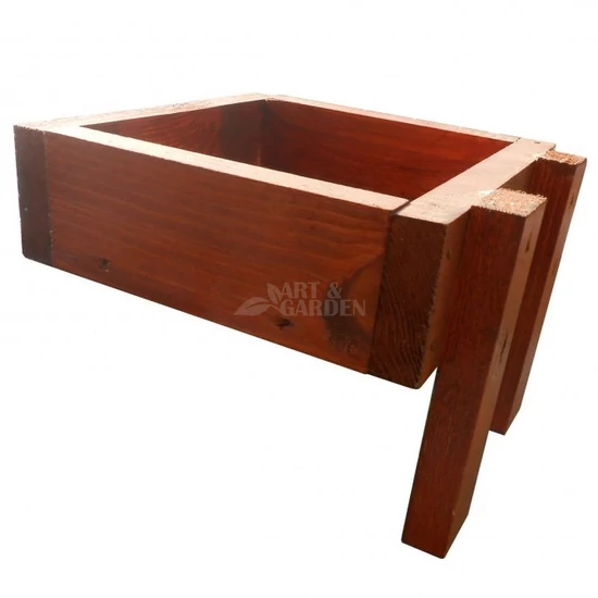 Feketerigó-fészektálca